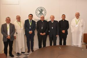 Lee más sobre el artículo La Subcomisión de Relaciones Interconfesionales y la Universidad Católica de Valencia firman un convenio de colaboración para un máster en diálogo interreligioso, ecuménico e intercultural.